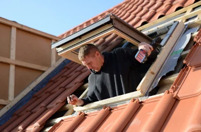 Pose de fenêtres de toit Velux à Feuchy